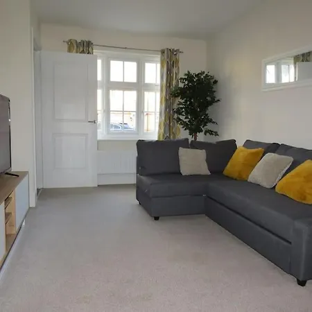 度假居 Impeccable With Parking *