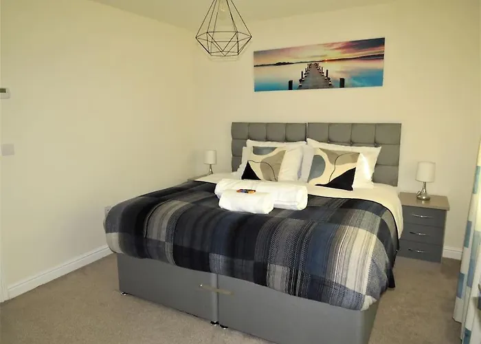 Impeccable With Parking * Bristol