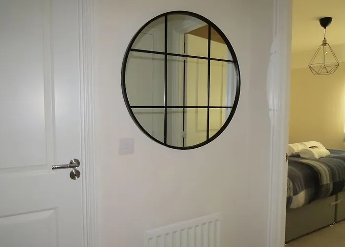 Impeccable With Parking Bristol